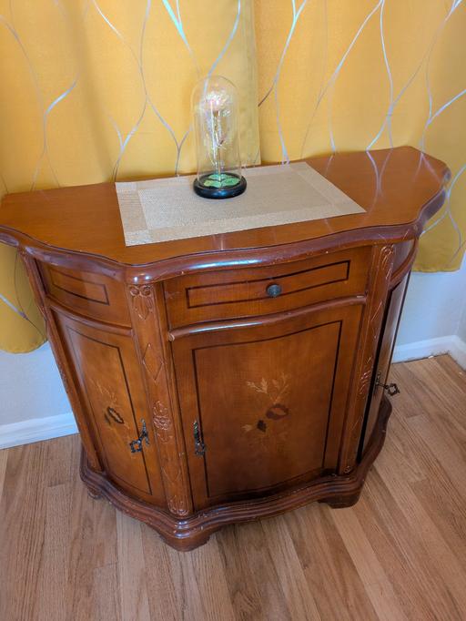 Buy & Sell Great Bridge Sandwell - Photos for Italian Yew sideboard 