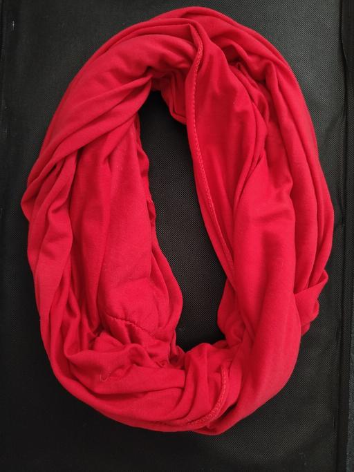 Buy & Sell Denmead Winchester - Photos for Red Snood Scarf