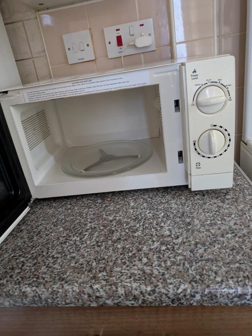 Buy & Sell Great Bridge Sandwell - Photos for Microwave 