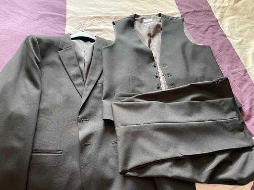 Buy & Sell Bradmore Wolverhampton - Photos for 3 piece suit