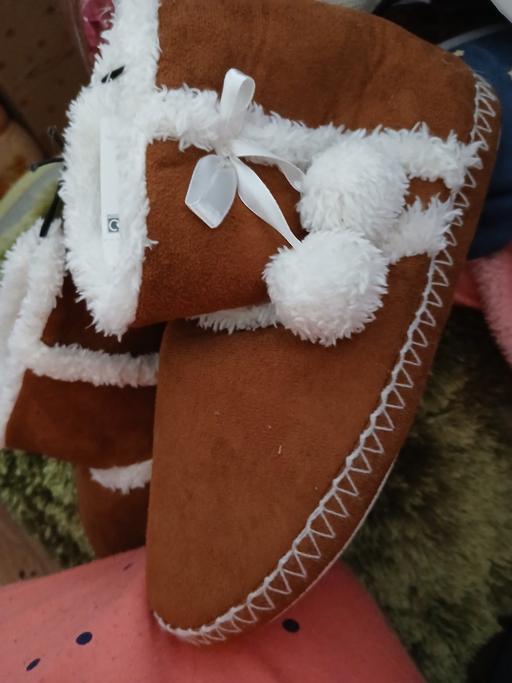 Buy & Sell Netherton Dudley - Photos for slipper boot 5,6new