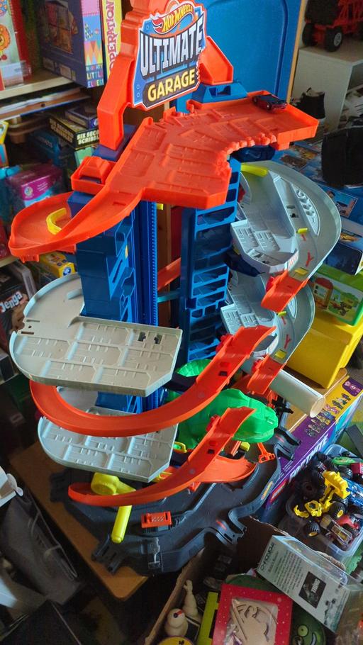 Buy & Sell Hill Top Sandwell - Photos for hot Wheels ultimate garage