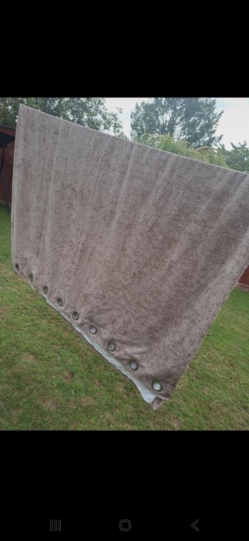 Buy & Sell Grove Hill Middlesbrough - Photos for Curtains