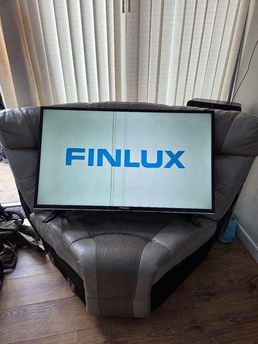 Buy & Sell Woodcross Wolverhampton - Photos for Finlux 43” digital TV slight screen damage