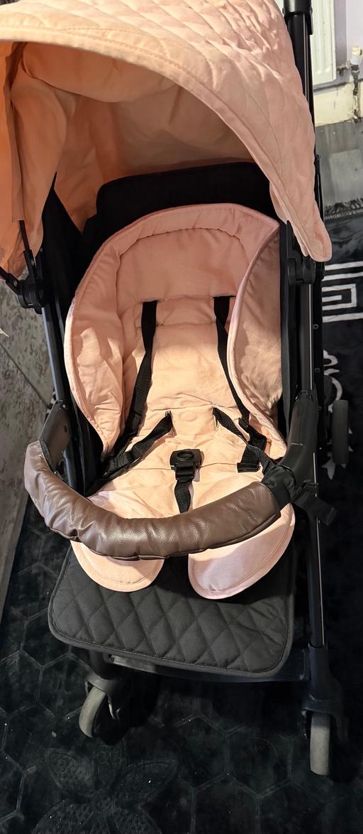 Buy & Sell Lyng Sandwell - Photos for Pink stroller