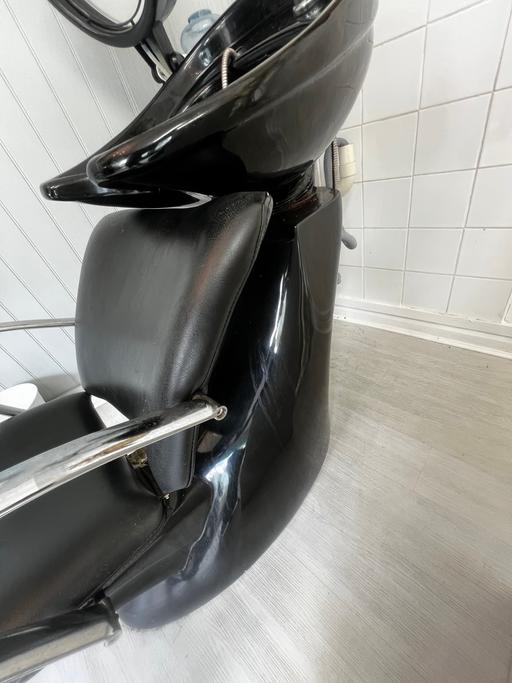 Buy & Sell Croydon Croydon - Photos for 🖤 Black Salon Backwash Unit – £75 ONO