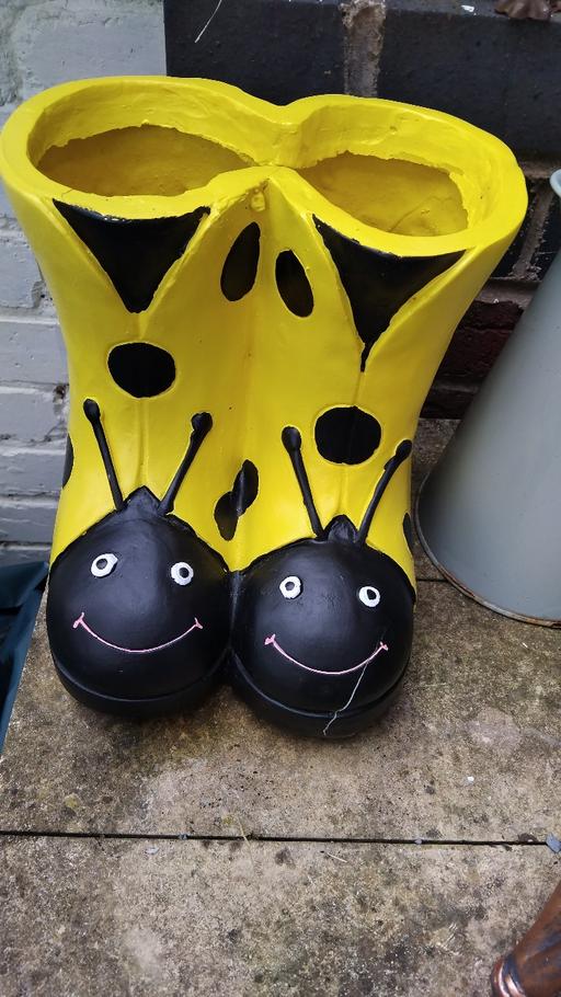 Buy & Sell Bushbury Wolverhampton - Photos for ladybird boots planter