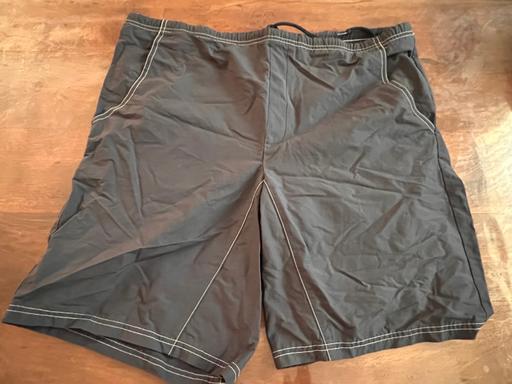 Buy & Sell Blackwall East London - Photos for Gap shorts for men