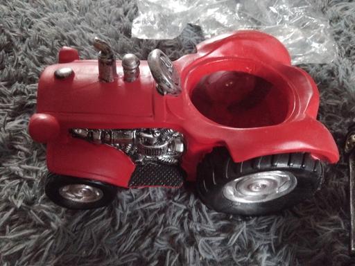 Buy & Sell Bushbury Wolverhampton - Photos for red tractor planter