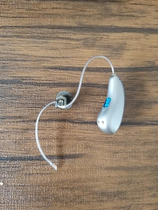 Buy & Sell Rushden North Northamptonshire - Photos for Phonak M90-R LEFT Hearing Aid with Chargers