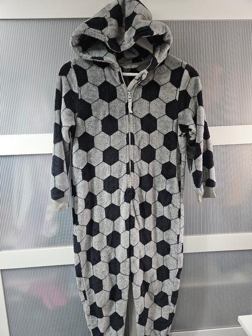 Buy & Sell Weston Point Halton - Photos for Age 9-10 M&S onesie