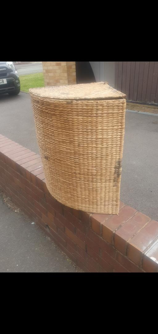 Buy & Sell Pensnett Dudley - Photos for Large Wicker Laundry Basket , Good Condition,