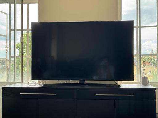 Buy & Sell Brompton South West London - Photos for LG 49” 4K UHD Smart TV (Model: 49UJ634V-ZD)