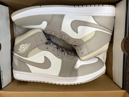 Buy & Sell Cambridge Heath East London - Photos for Jordan 1 Mid Linen. UK men’s 9.5