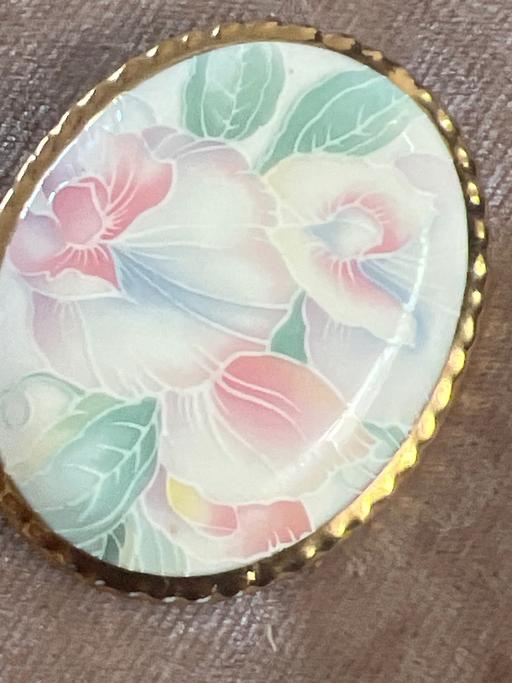 Buy & Sell Brighton Brighton - Photos for Beautiful Aynsley vintage brooch