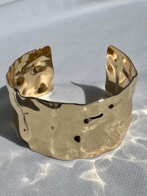 Buy & Sell Charlestown Bradford - Photos for Women silver wavy cuff bracelet -liquid metal
