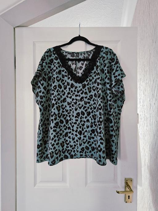 Buy & Sell Newton Doncaster - Photos for Lightweight summer top, size 18/20