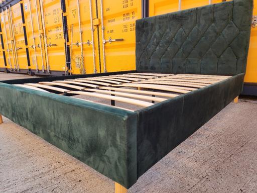 Buy & Sell Loughton Epping Forest - Photos for King size bed frame (can deliver)