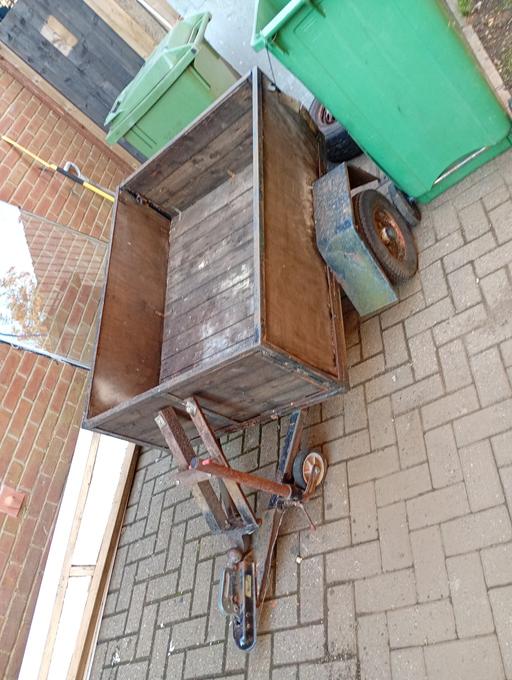 Vehicles Northfleet Gravesham - Photos for small box trailer