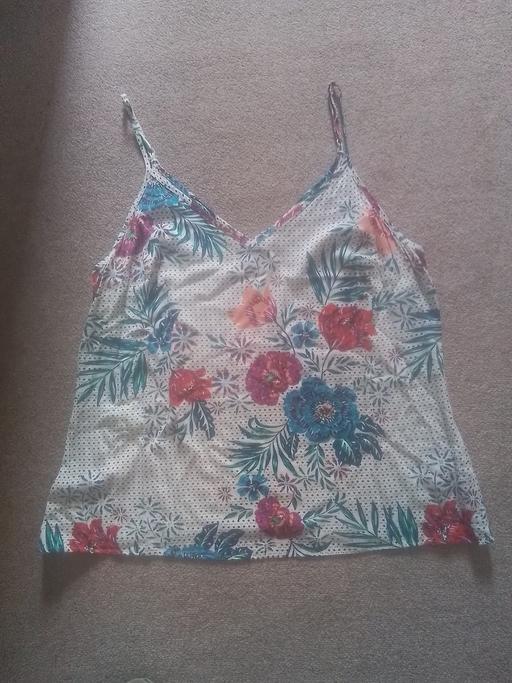 Buy & Sell Aldridge Walsall - Photos for LADIES TOP