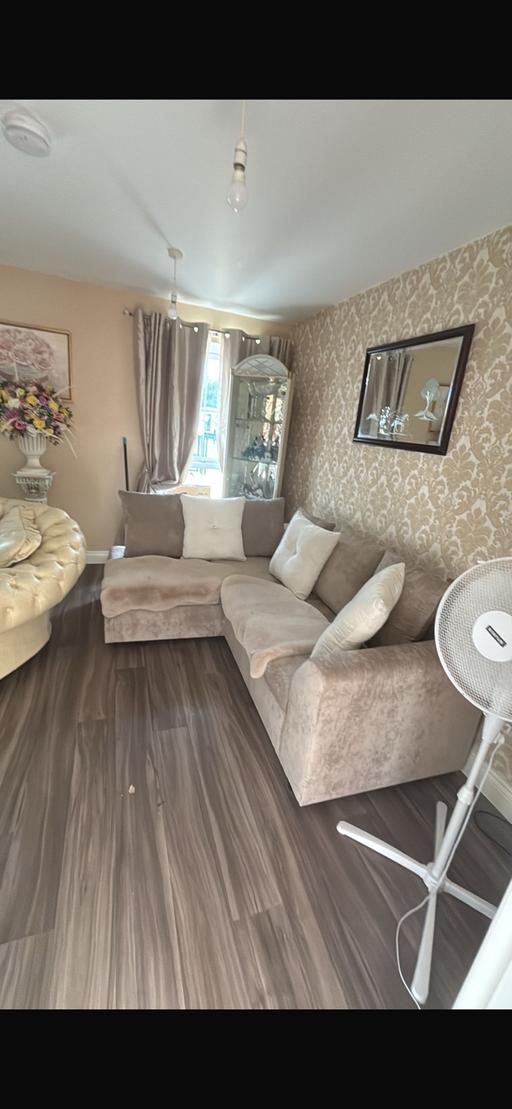 Buy & Sell Little Waltham Chelmsford - Photos for Corner sofa