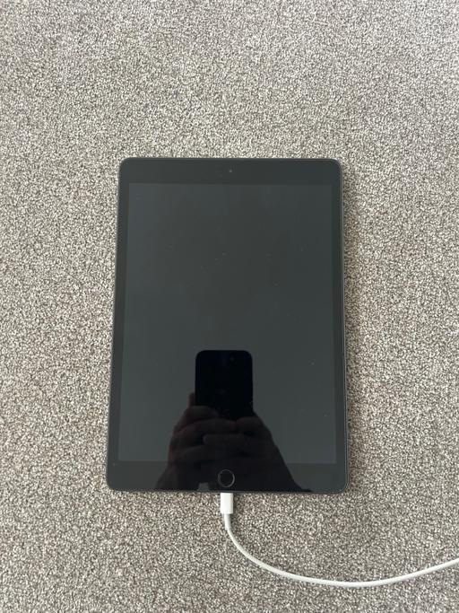 Buy & Sell Shotton Flintshire - Wales - Photos for iPad 7th gen 32gb