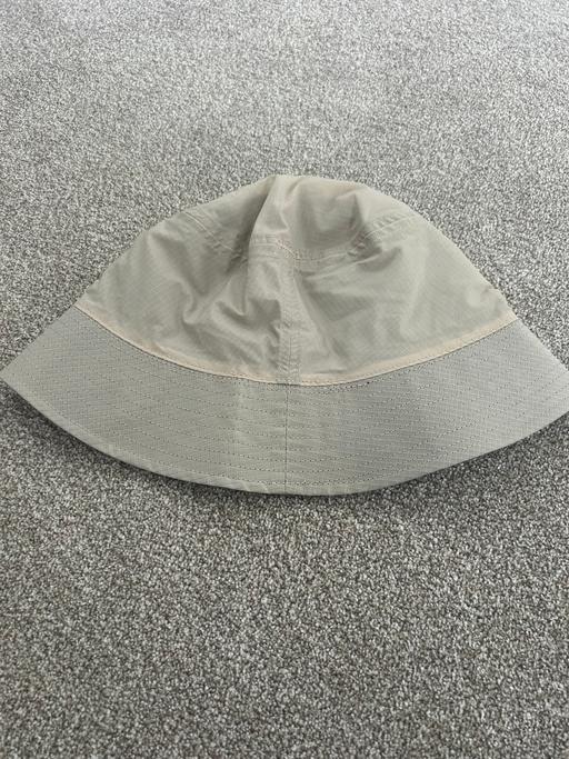 Buy & Sell Chester Cheshire West and Chester - Photos for Reversible bucket hat