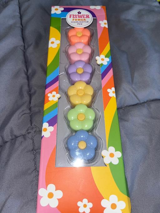 Buy & Sell Maypole Birmingham - Photos for New Flower Highlighter Set