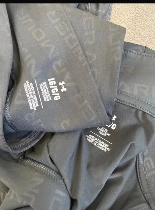 Buy & Sell Ocker Hill Sandwell - Photos for Under armour top an leggings