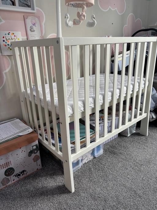 Buy & Sell Yew Tree Estate Sandwell - Photos for Mama & Papas Petite Cot