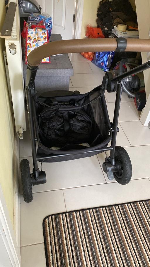 Buy & Sell Yew Tree Estate Sandwell - Photos for Joie Versatrax pram & carrycot