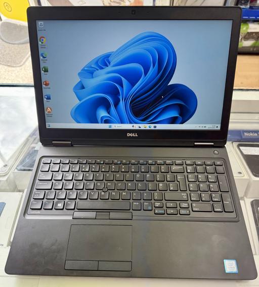 Buy & Sell Highams Park East London - Photos for Dell Latitude 5580 Laptop 15.6 Core i5 256GB