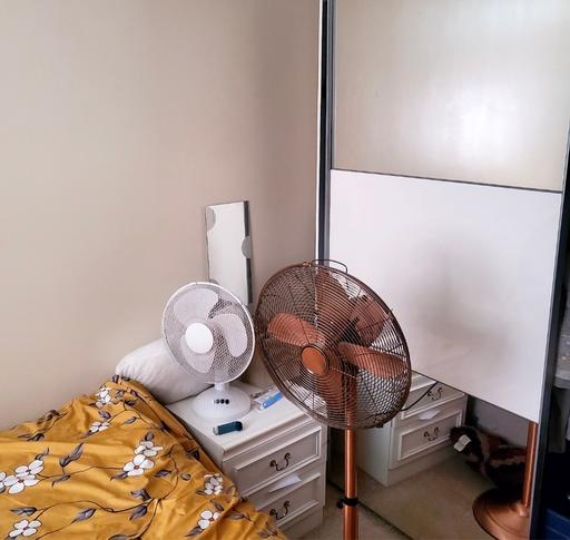 Buy & Sell Burslem Stoke-on-Trent - Photos for Mirrored sliding door large wardrobe