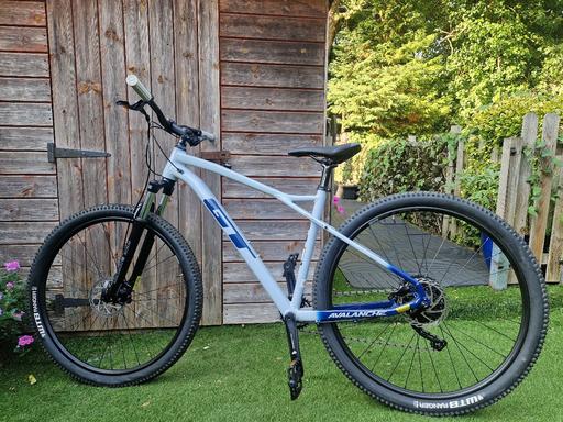 Buy & Sell Dronfield North East Derbyshire - Photos for GT Avalanche Comp 29er Mountain Bike Grey