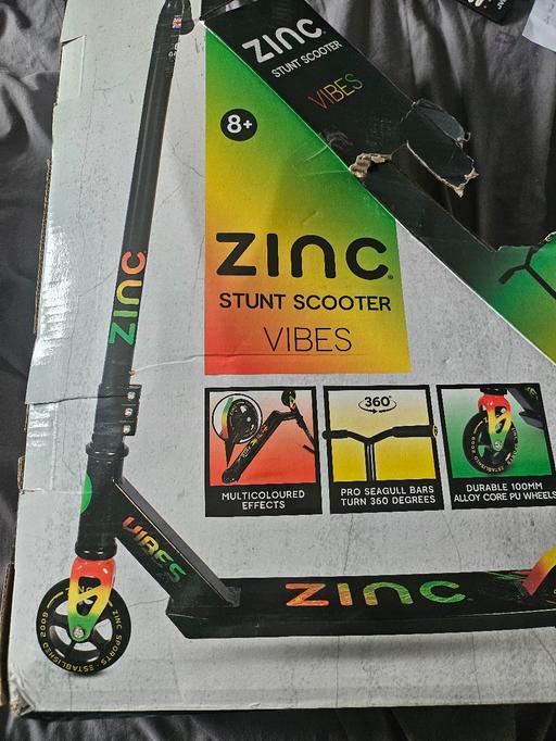 Buy & Sell New Mills High Peak - Photos for zinc vibes stunt scooter brand new in box