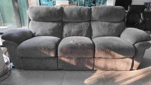 Buy & Sell Thornton Heath Croydon - Photos for grey 3 seat recliner sofa