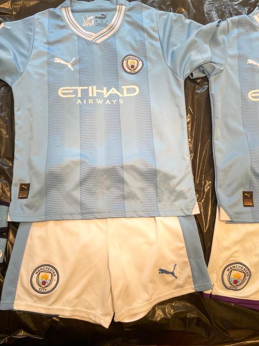 Buy & Sell Bean Dartford - Photos for Manchester City Football Kits Bundle