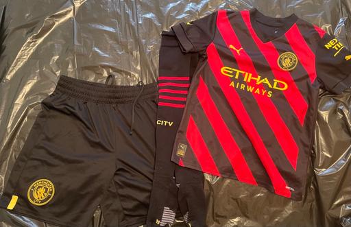 Buy & Sell Bean Dartford - Photos for Manchester City Away Kit