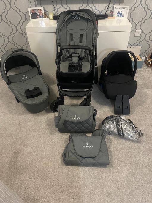 Buy & Sell Leamore Walsall - Photos for Venicci Rock Grey 3 in 1 plus travel system