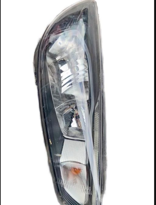 Vehicles Wickersley Rotherham - Photos for Ford focus 2014 to 18 driver side headlight