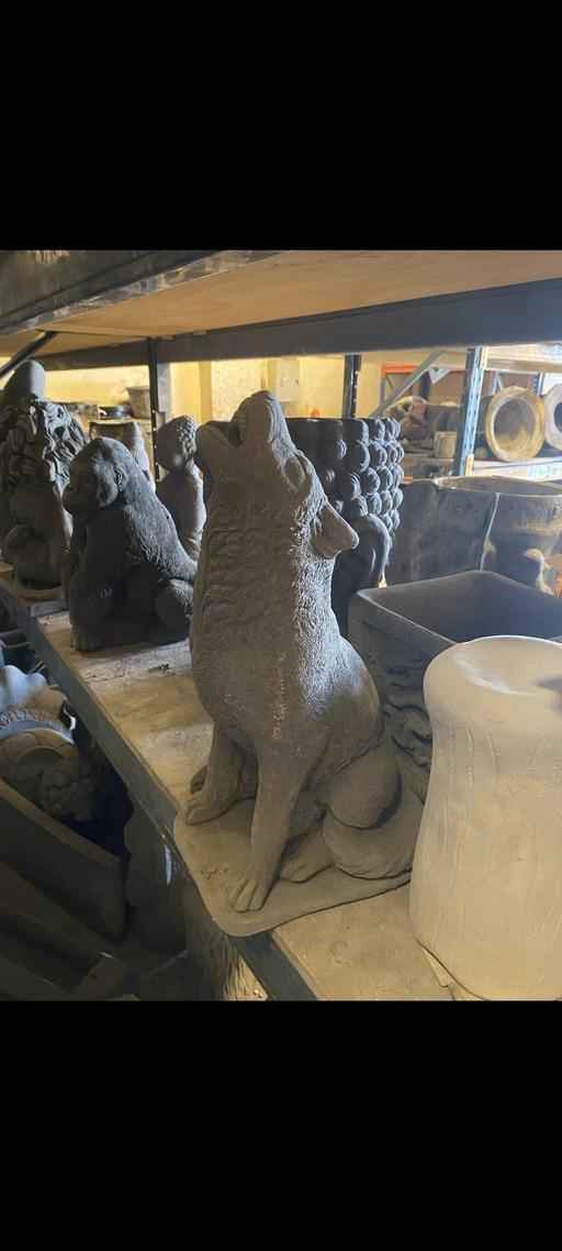 Buy & Sell Willenhall Walsall - Photos for howling wolf statue
