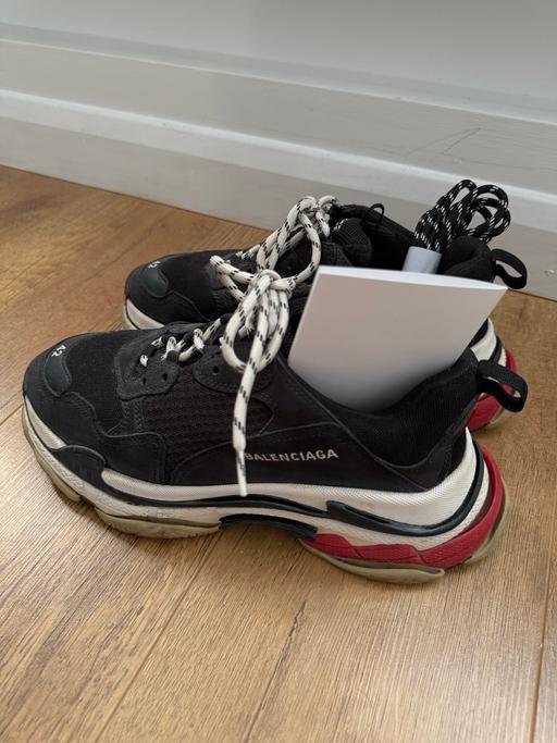 Buy & Sell Hackney Wick East London - Photos for Balenciaga Triple S - Black/Red - Size EU 42