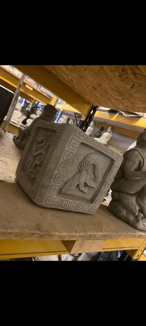 Buy & Sell Willenhall Walsall - Photos for concrete plant pot