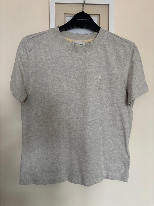 Buy & Sell Essington South Staffordshire - Photos for Calvin klein size xs tshirt