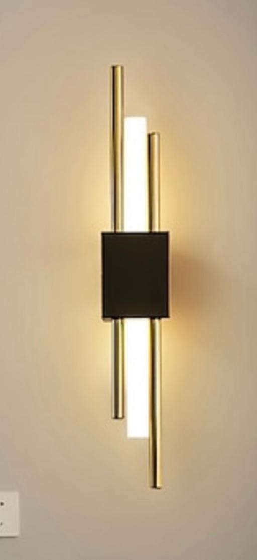 Buy & Sell Highams Park East London - Photos for Indoor Wall Light LED: Black and Gold