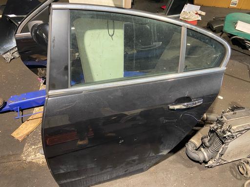 Vehicles Sheffield Sheffield - Photos for Vauxhall insignia passenger door rear black