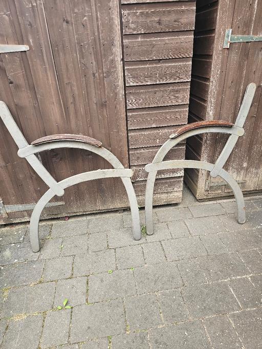 Buy & Sell Pensnett Dudley - Photos for CAST IRON BENCH ENDS