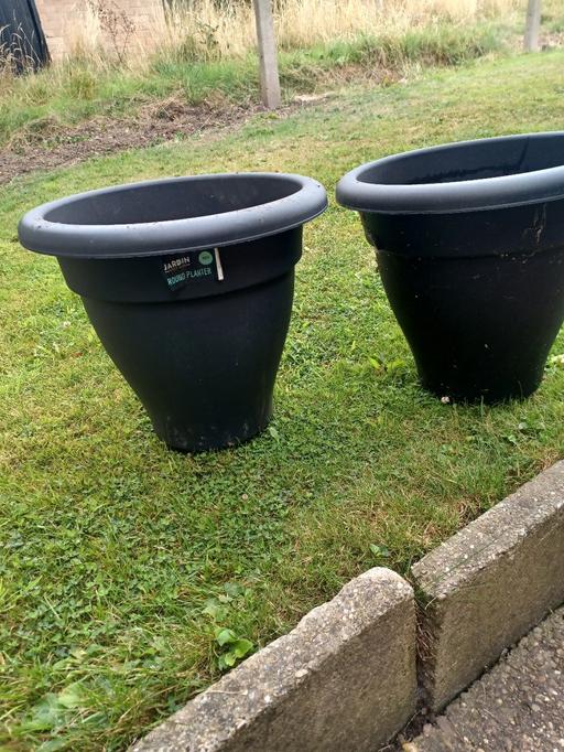 Buy & Sell Eckington North East Derbyshire - Photos for 2 plant pots