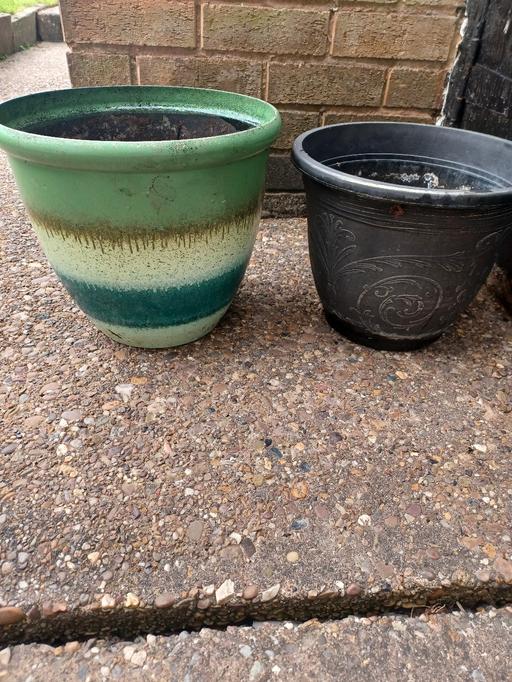 Buy & Sell Eckington North East Derbyshire - Photos for 2 plant pots