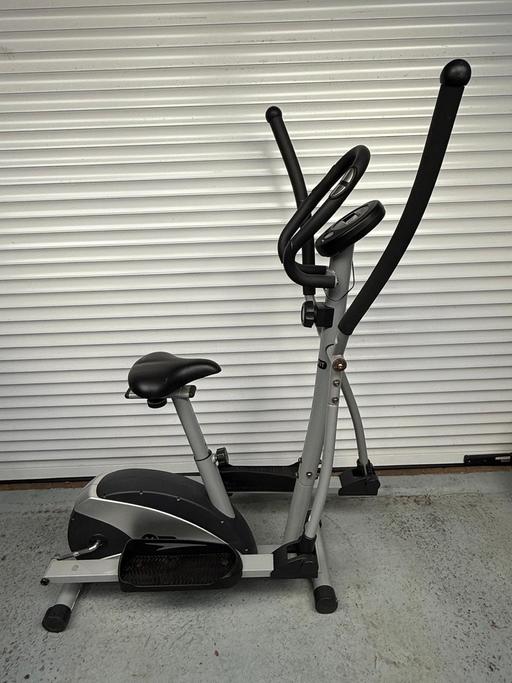 Buy & Sell Hope Carr Wigan - Photos for CROSS TRAINER